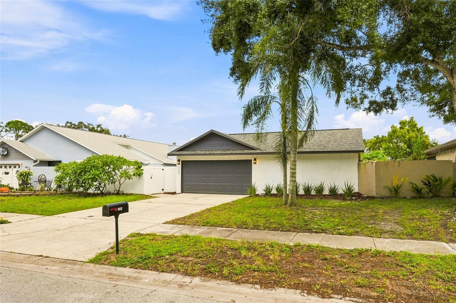 743 Bonnie Blvd Property Photo 1