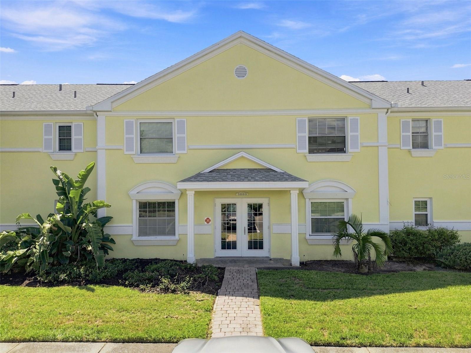 3889 Pompano Dr Se #a Property Photo 1
