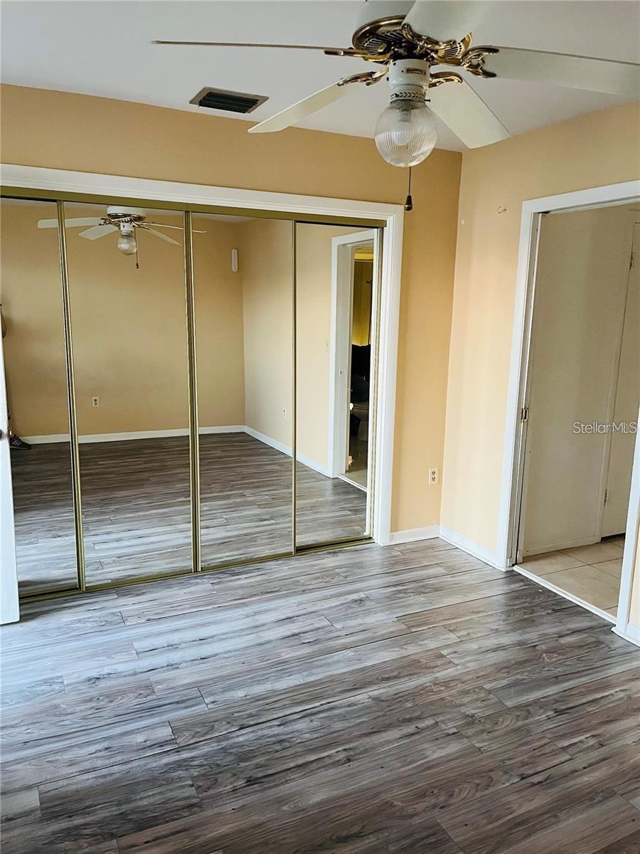 1257 Drew St #12 Property Photo 11