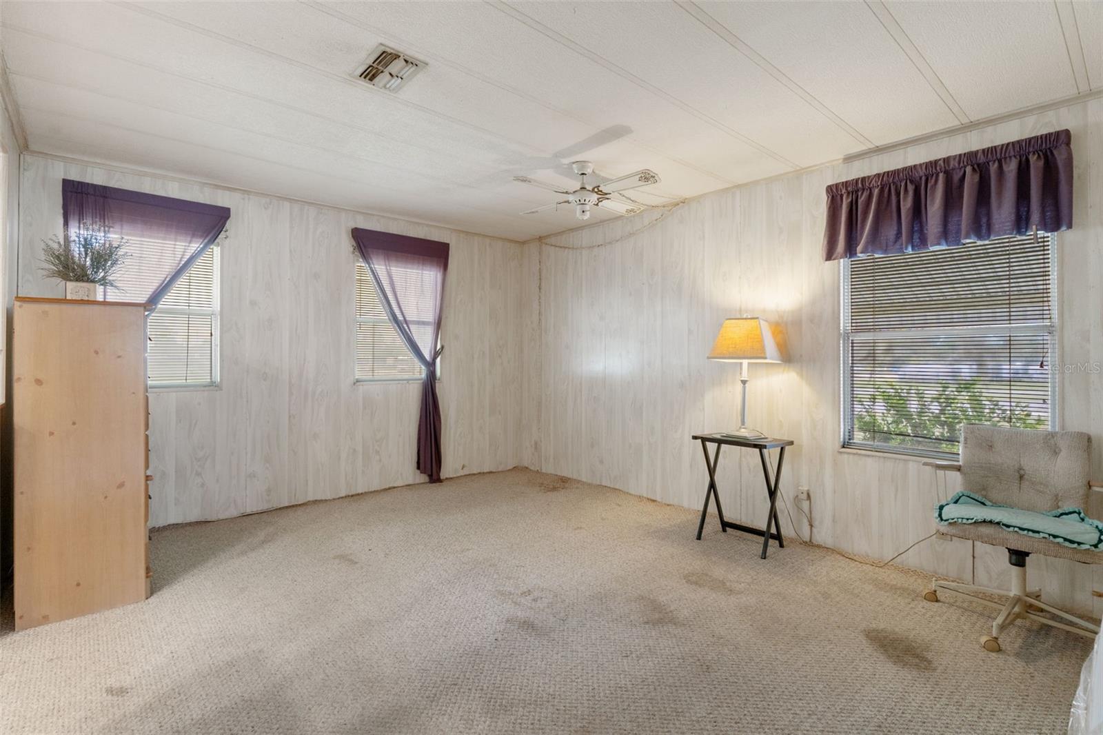 8164 Highpoint Blvd Property Photo 22
