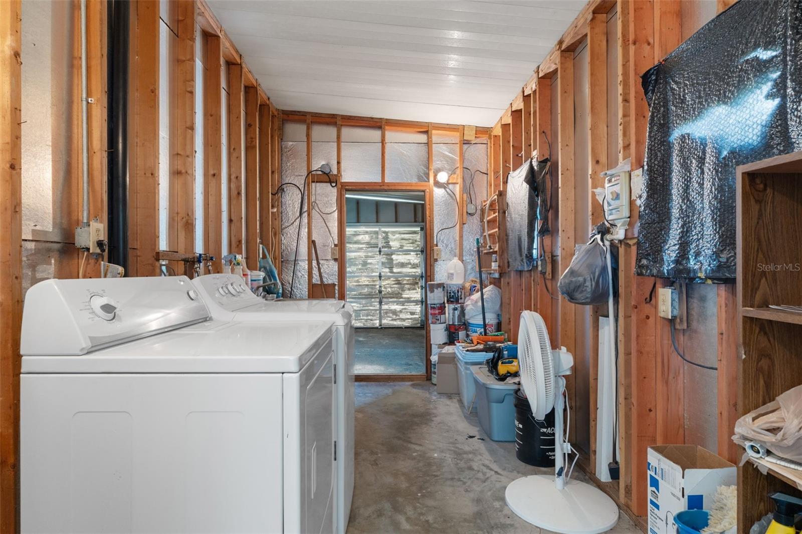 8164 Highpoint Blvd Property Photo 27