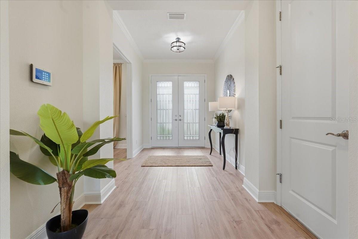 11232 Rustic Timber Loop Property Photo 4