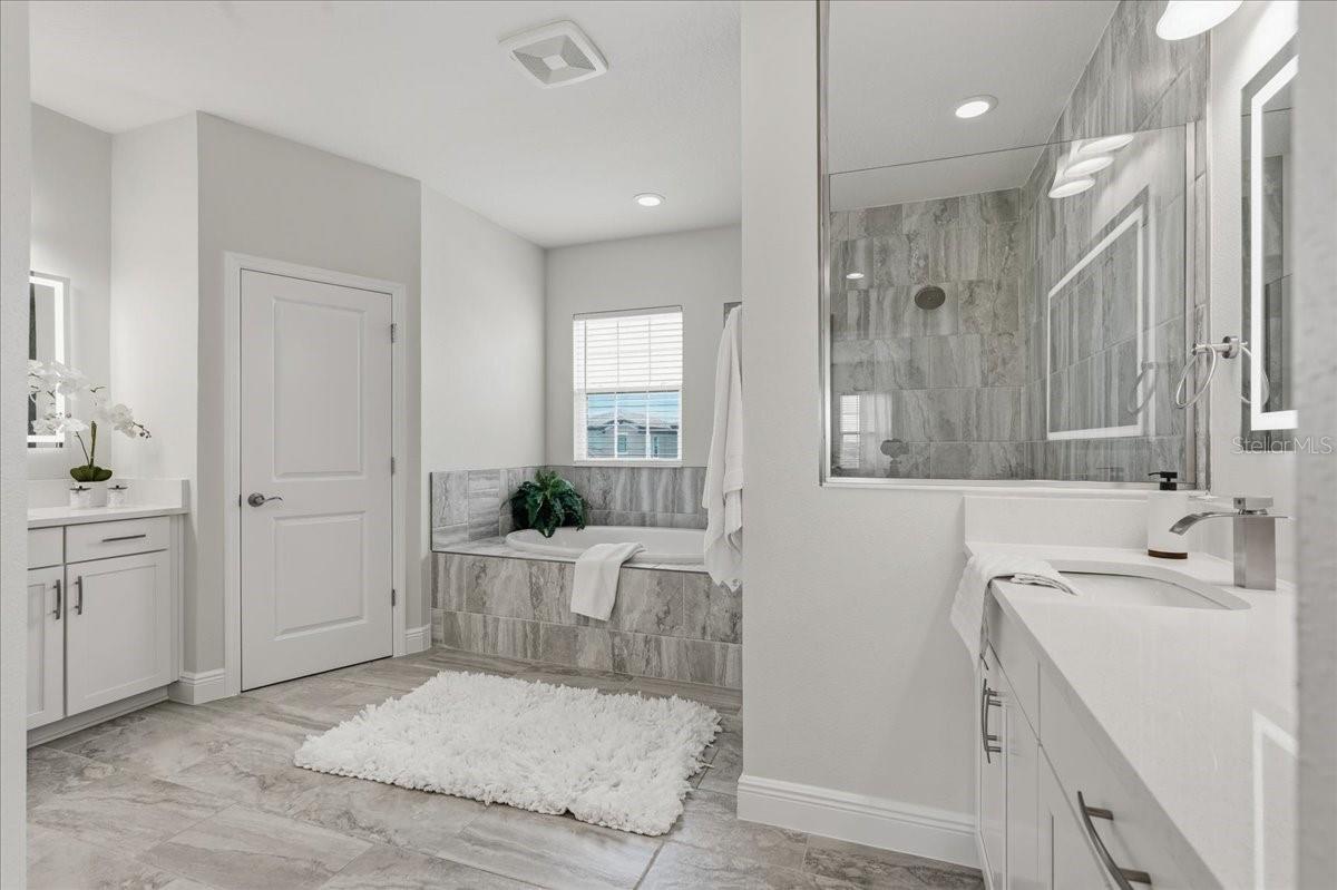 11232 Rustic Timber Loop Property Photo 25