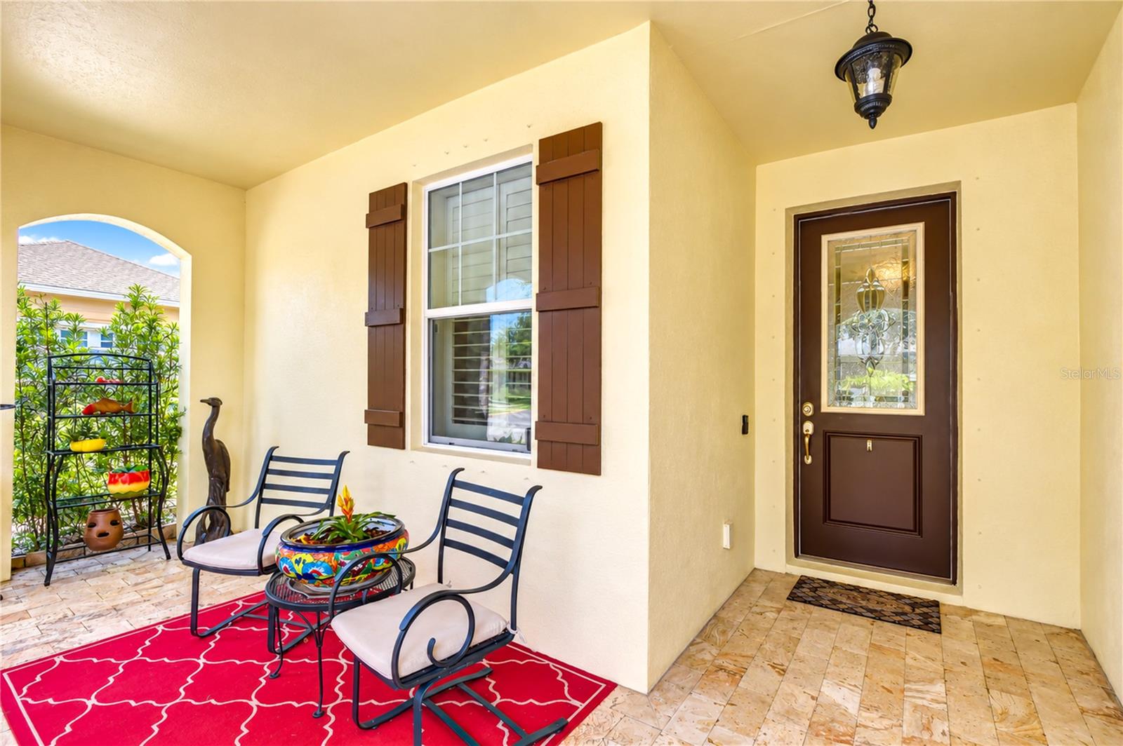 6810 Muncaster Ct Property Photo 4