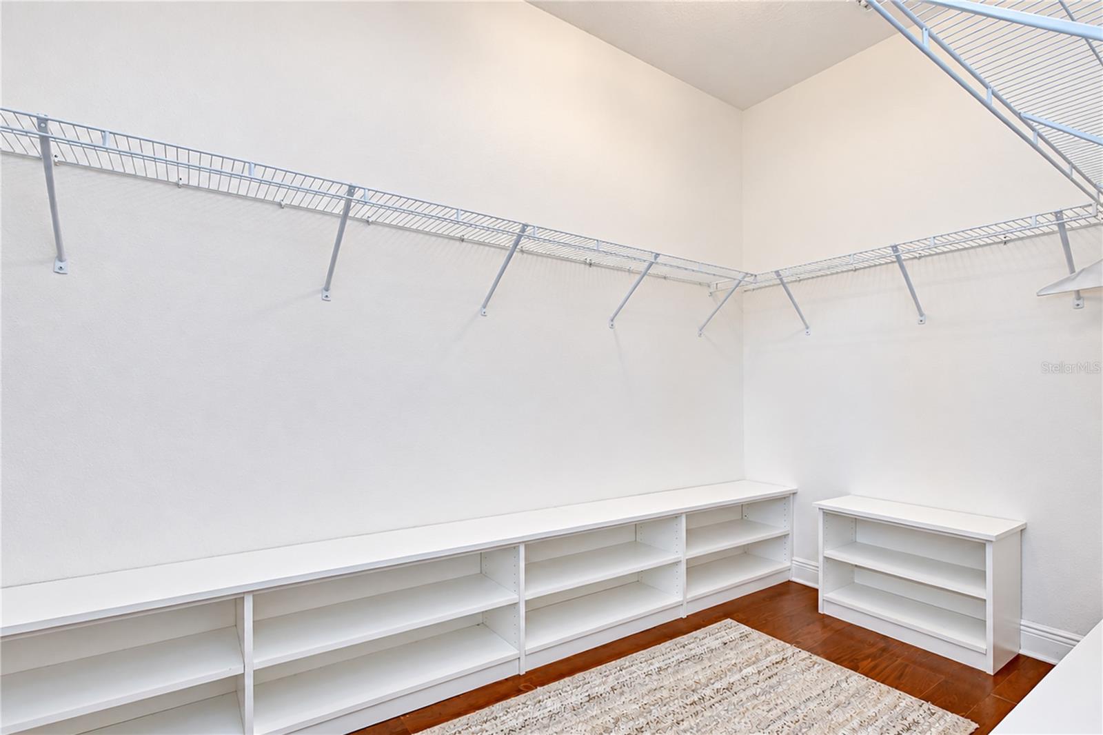 6810 Muncaster Ct Property Photo 38