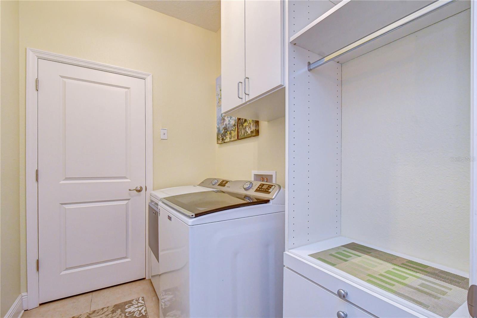 6810 Muncaster Ct Property Photo 56