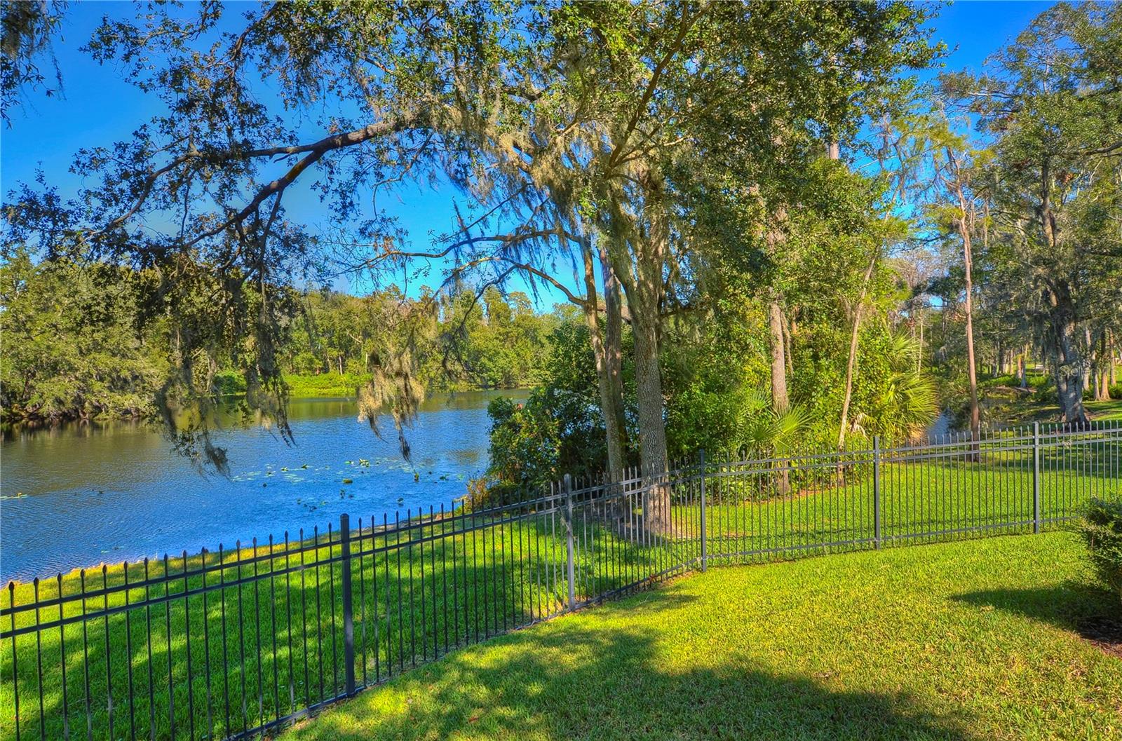 6810 Muncaster Ct Property Photo 82