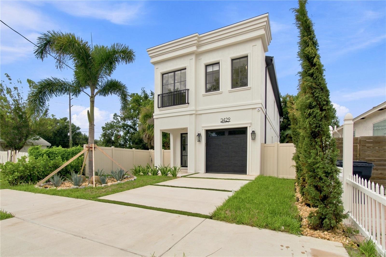 3429 W Palmetto St Property Photo 1