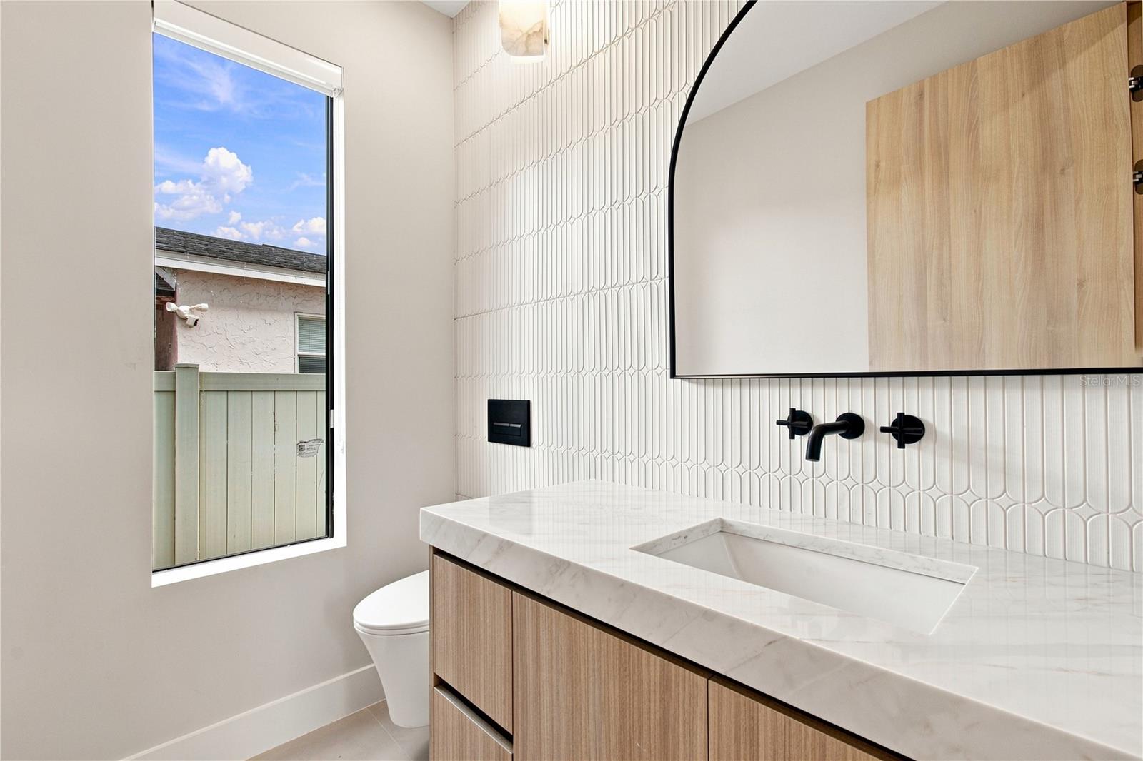 3429 W Palmetto St Property Photo 17
