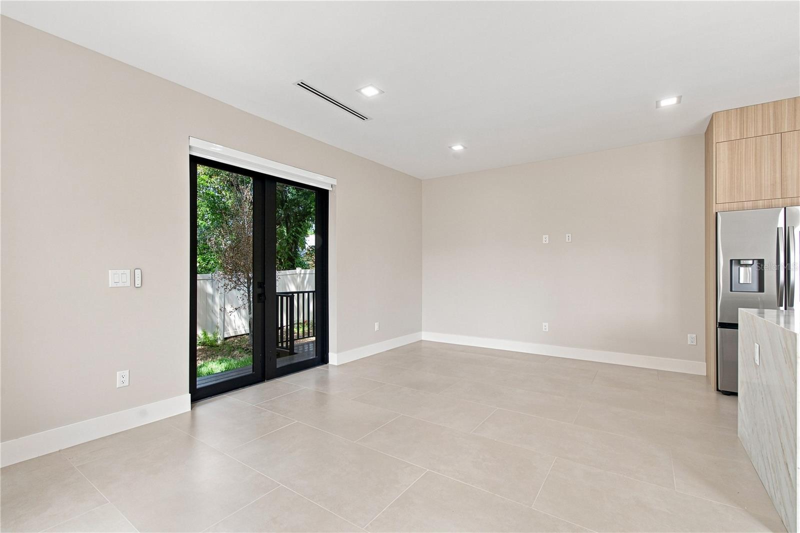 3429 W Palmetto St Property Photo 23
