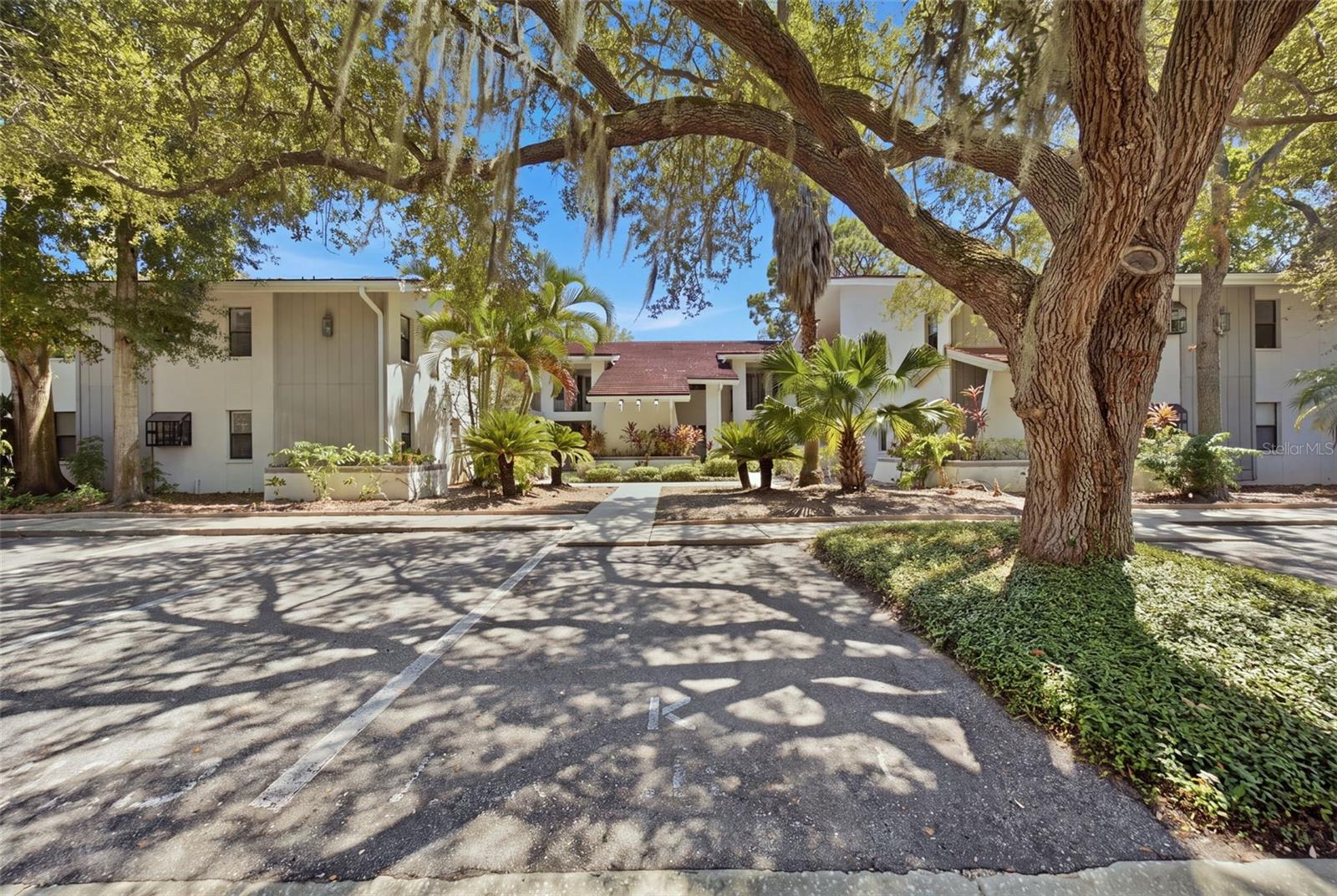 300 S Florida Ave #100k Property Photo 1