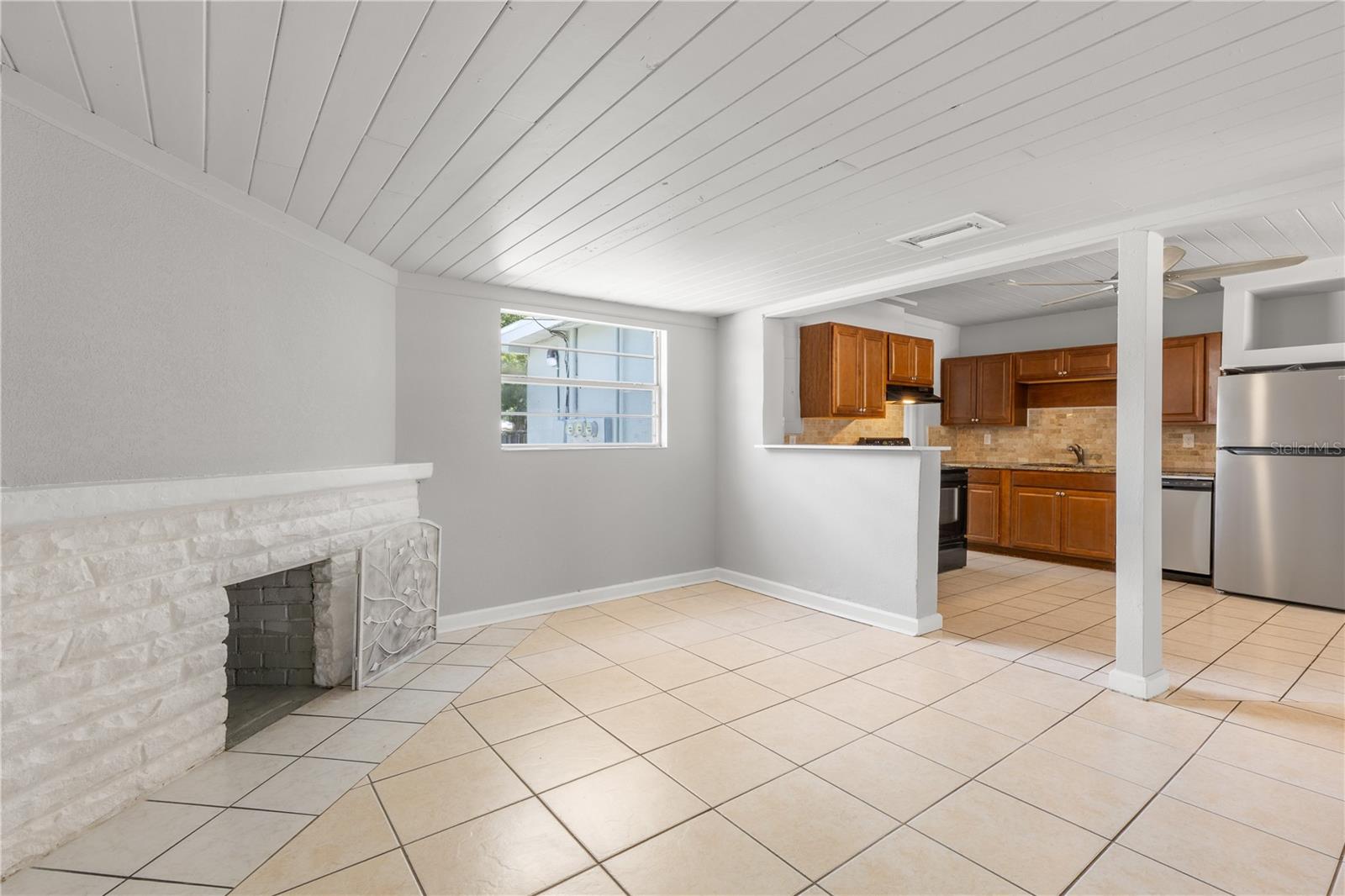 9845 60th St Property Photo 18