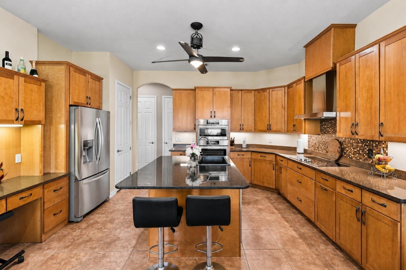3410 Punkin Patch Ln Property Photo 12