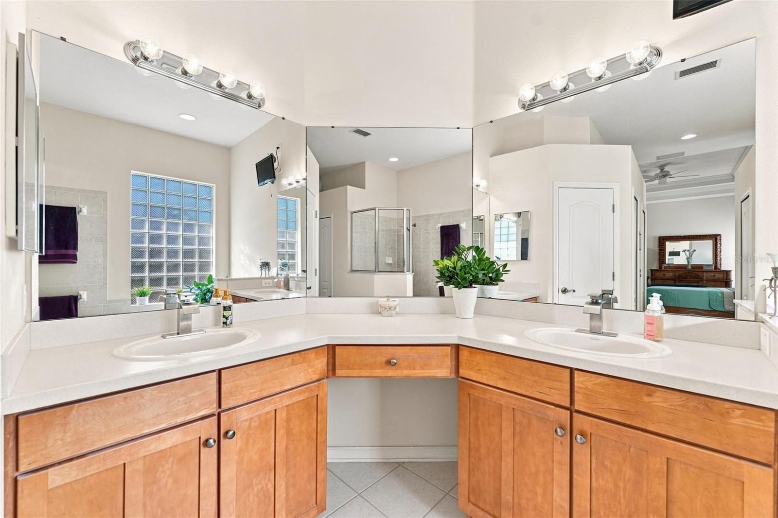 18022 Lake Reflections Blvd Property Photo 16