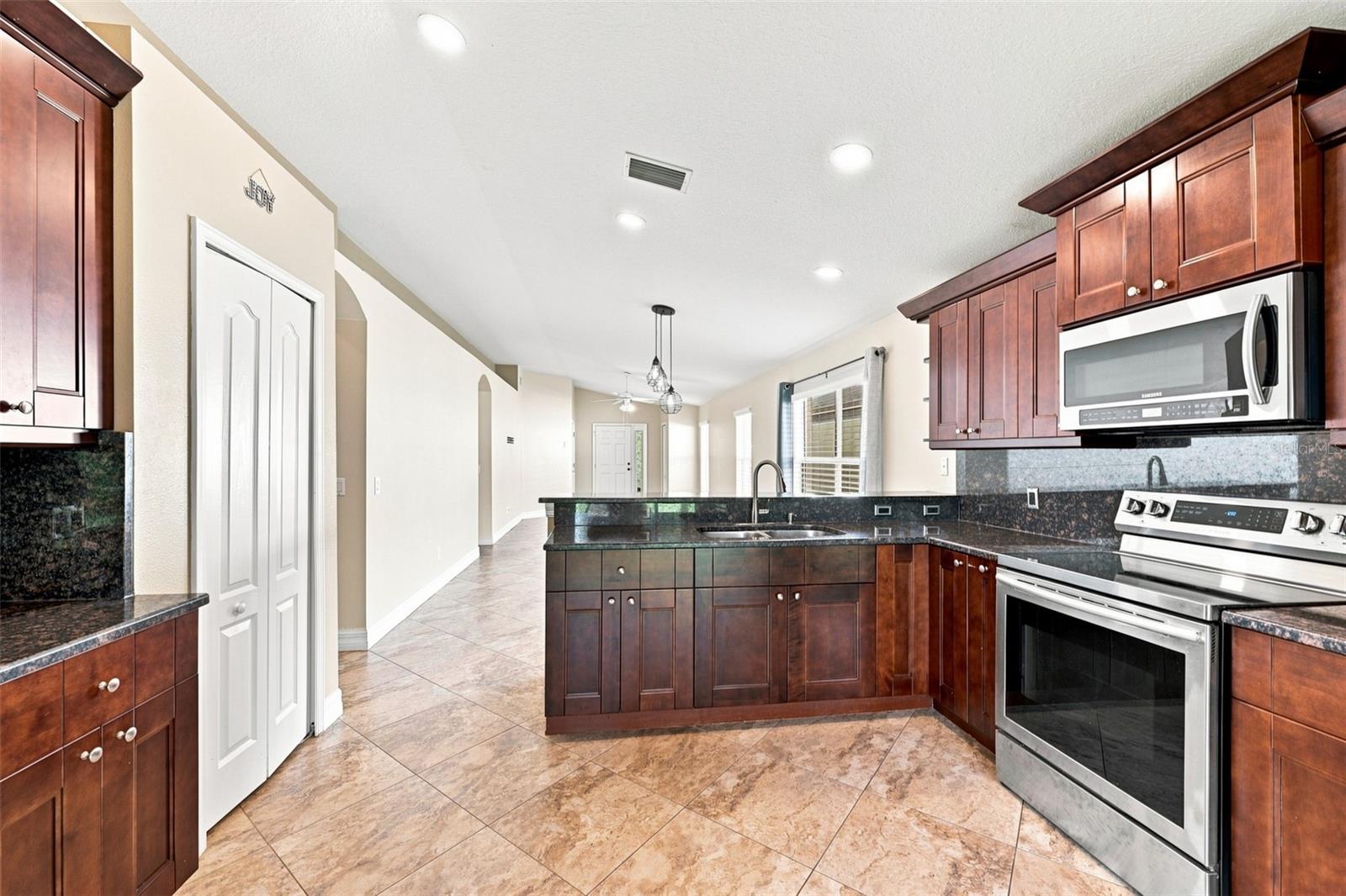 31053 Tagus Loop Property Photo 10