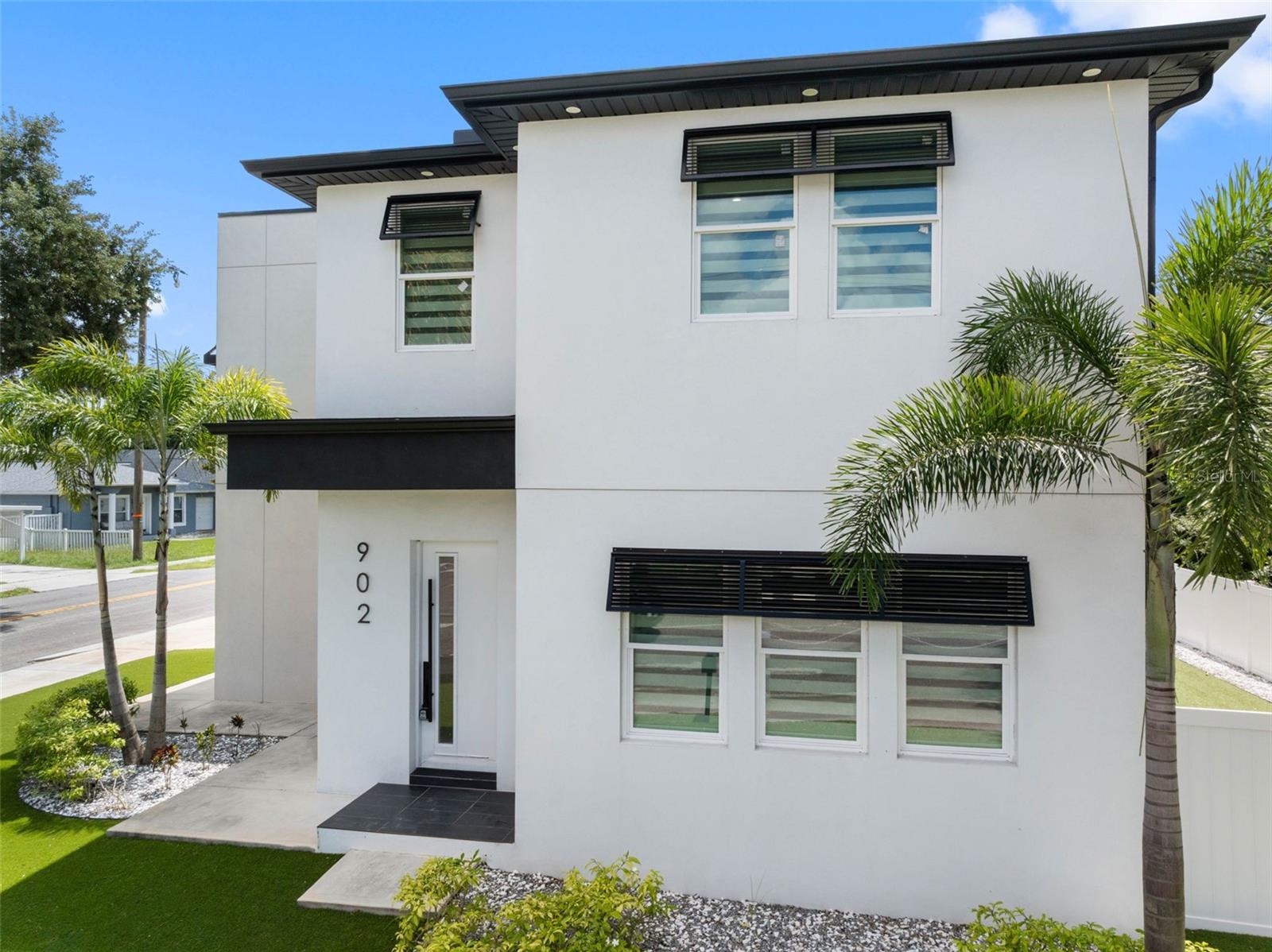 902 W Sligh Ave Property Photo