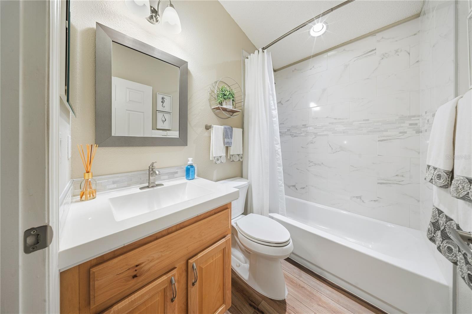 2530 Arrowpointe Dr Property Photo 21