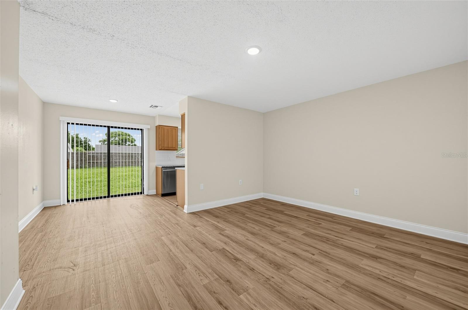 5635 Stull Ave Property Photo 6