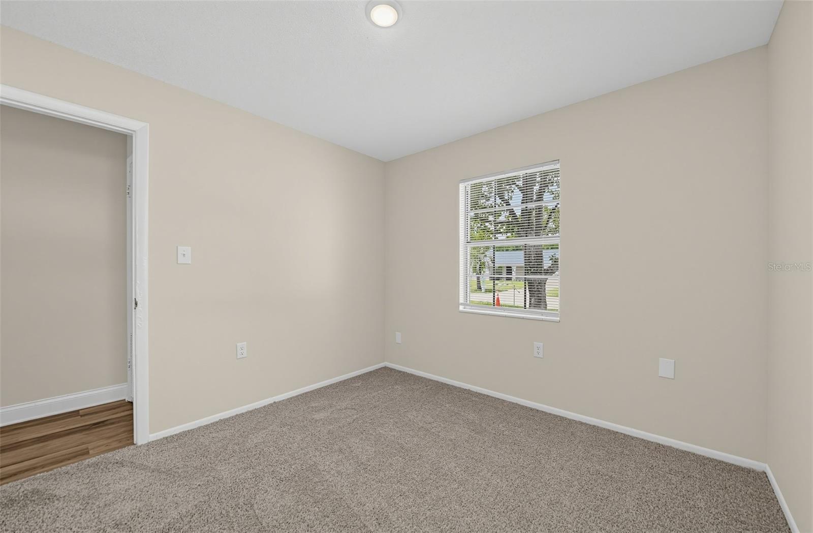 5635 Stull Ave Property Photo 12