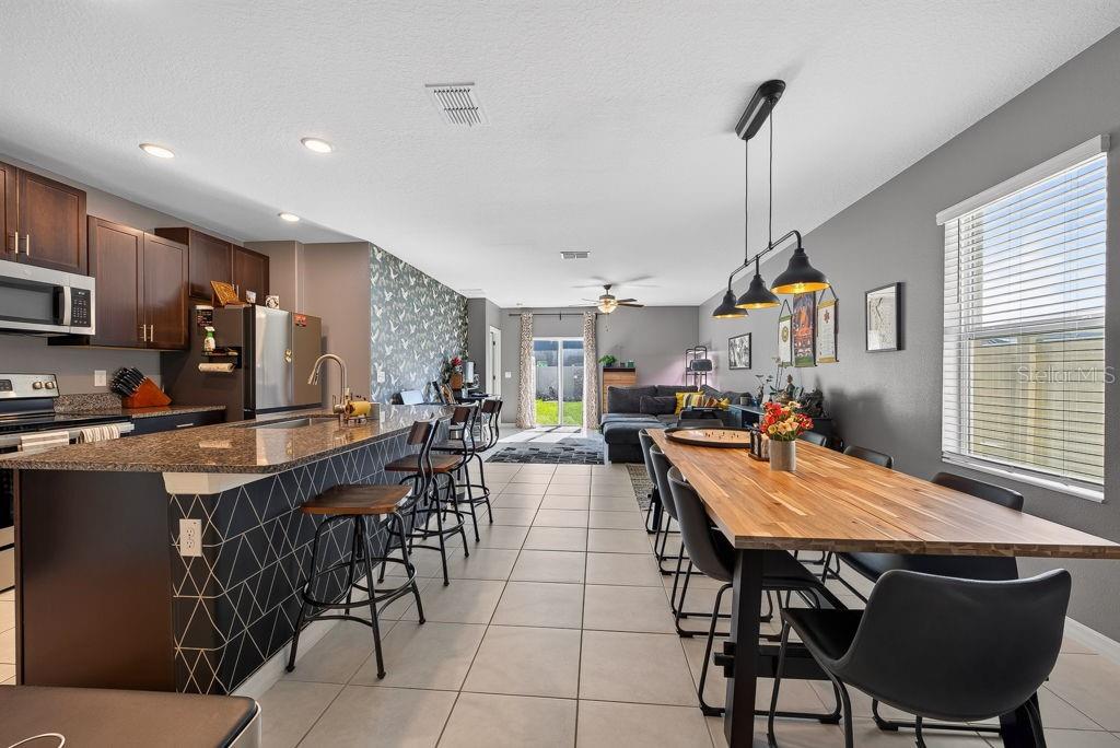 2148 Shining Azul Way Property Photo 3