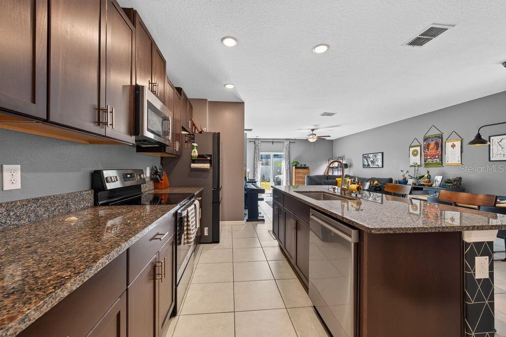 2148 Shining Azul Way Property Photo 8