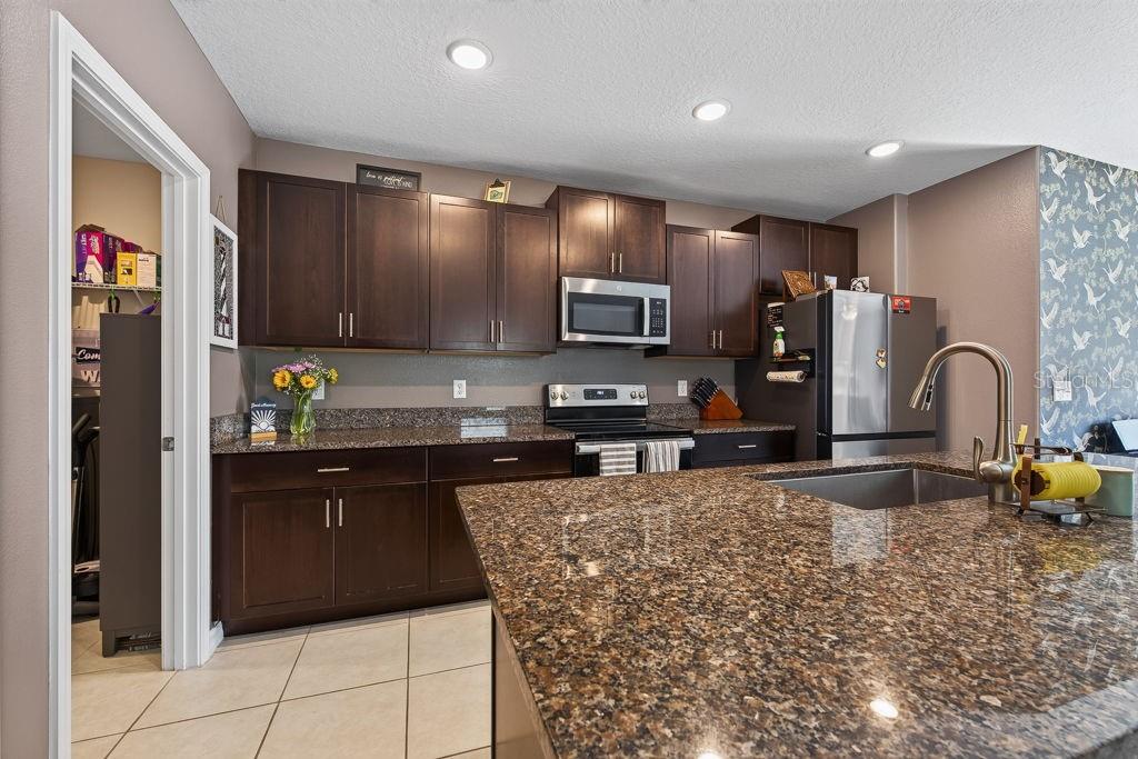 2148 Shining Azul Way Property Photo 9