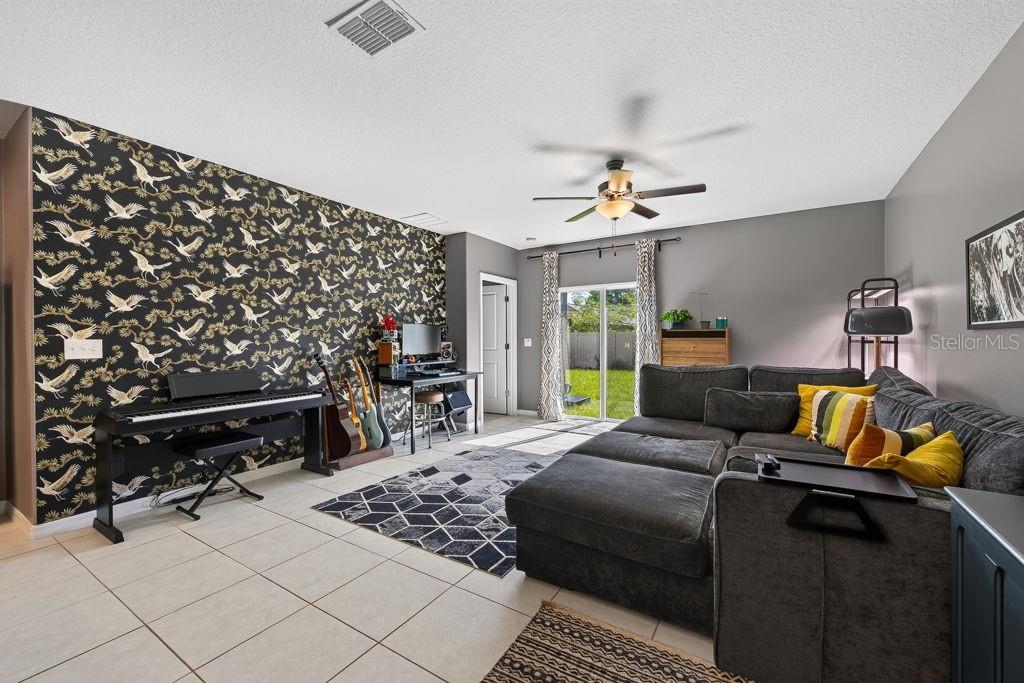 2148 Shining Azul Way Property Photo 13