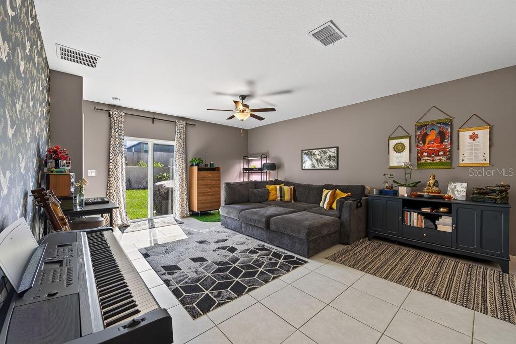 2148 Shining Azul Way Property Photo 14