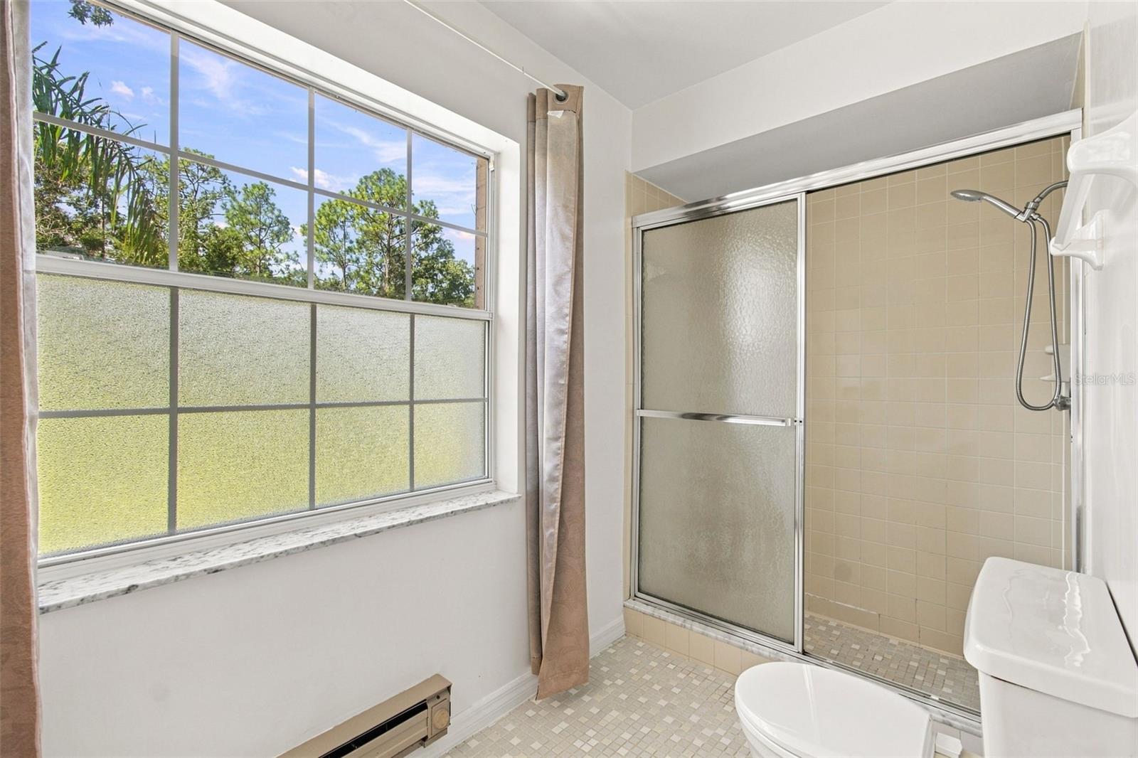 8 Sandpine Ct W Property Photo 5