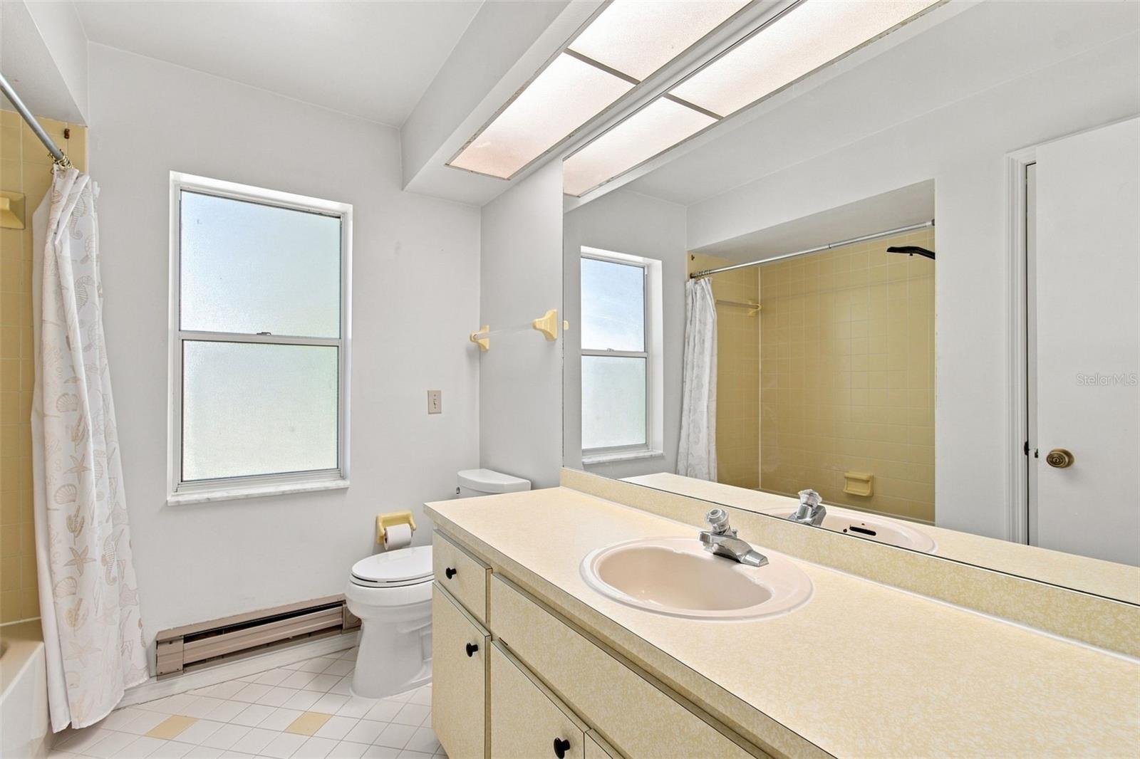 8 Sandpine Ct W Property Photo 10