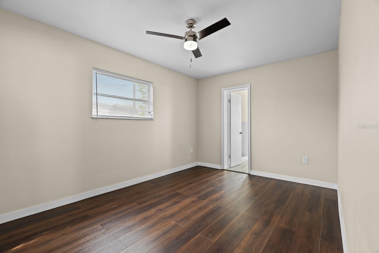 702 Desert Hills Way Property Photo 14