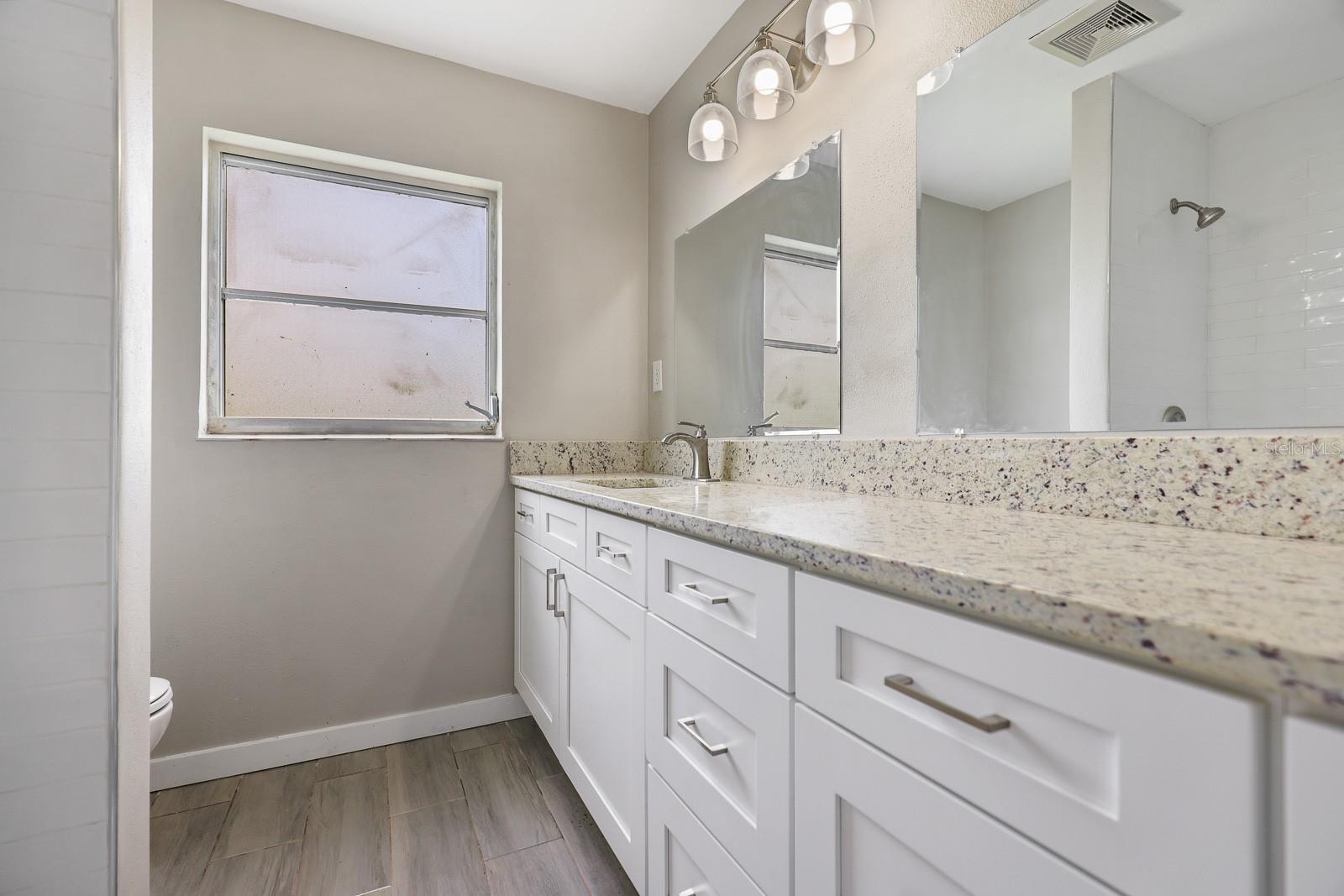 702 Desert Hills Way Property Photo 19