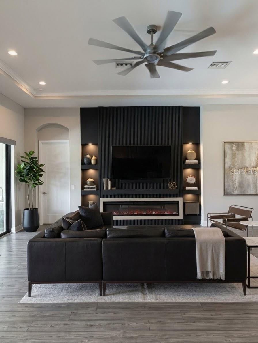 5289 Night Star Trl Property Photo 18