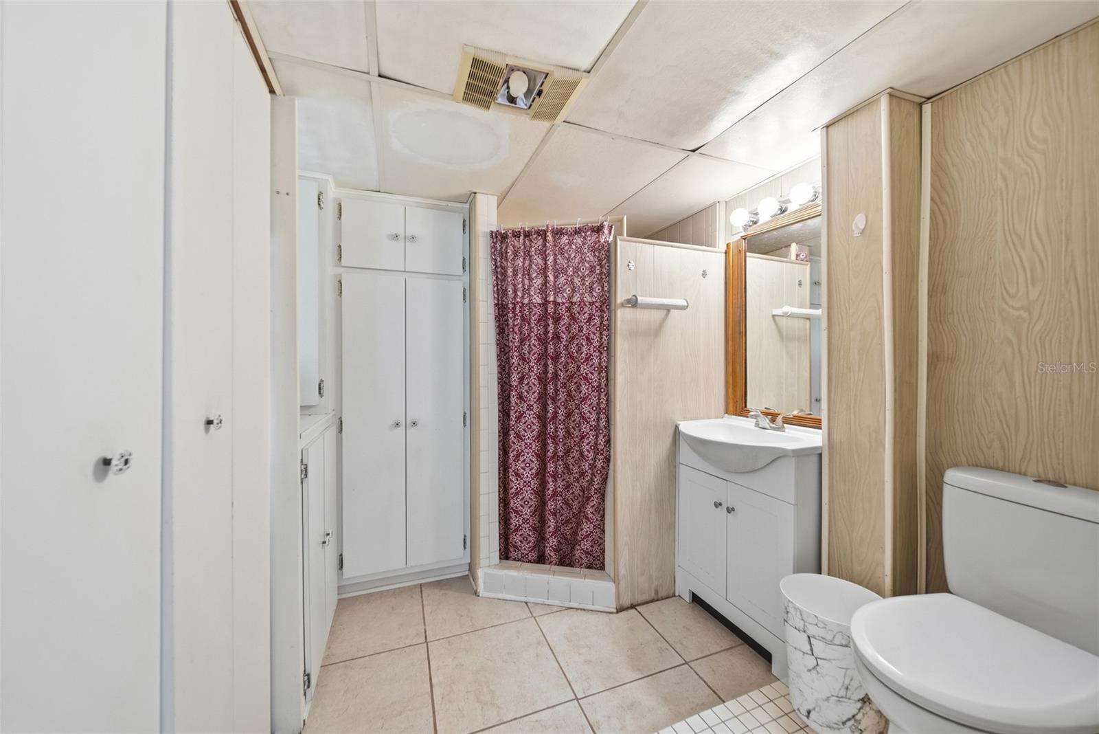 4539 Mile Stretch Dr Property Photo 15