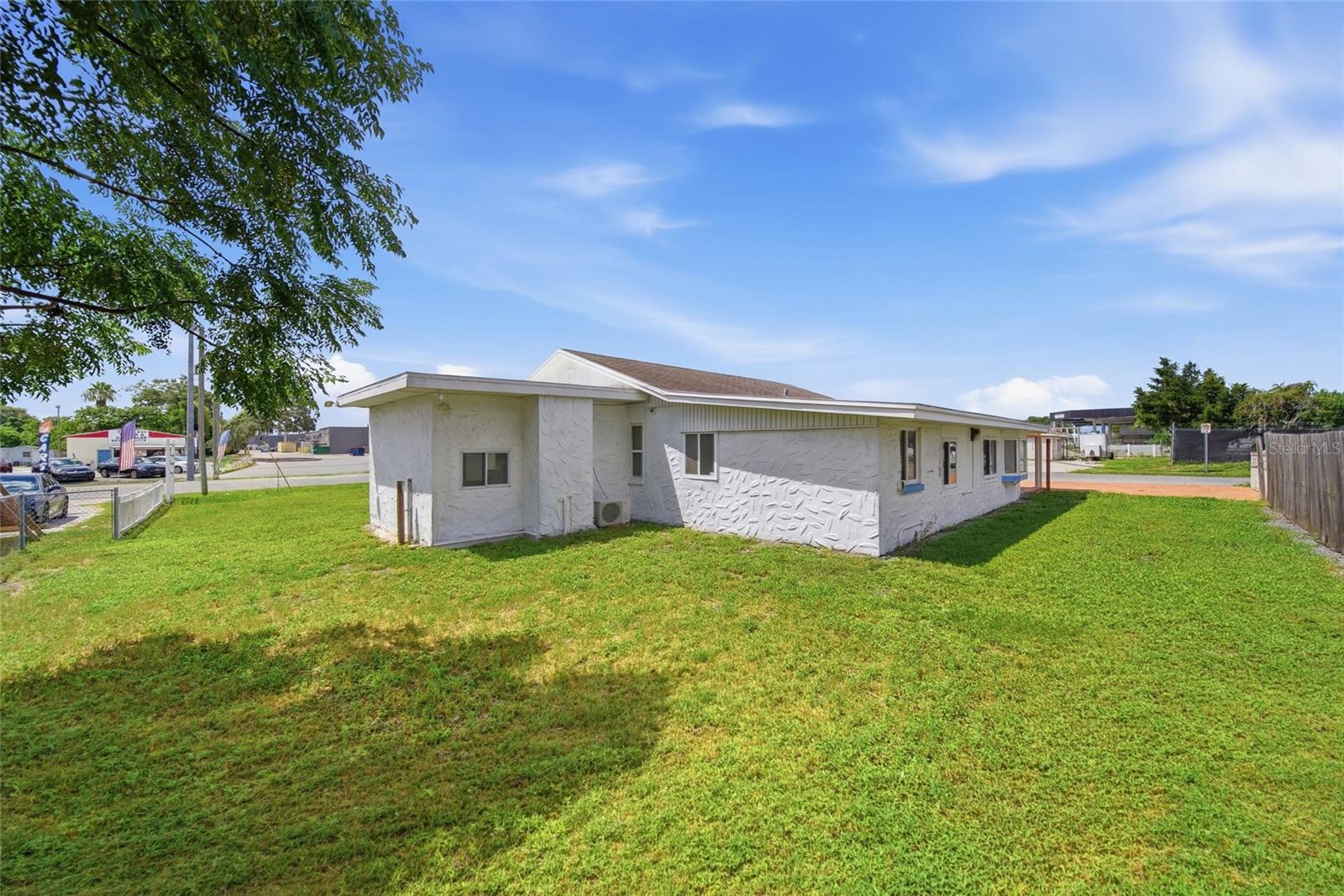 4539 Mile Stretch Dr Property Photo 20