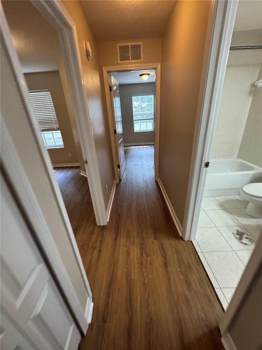 10625 Shady Falls Ct Property Photo 12