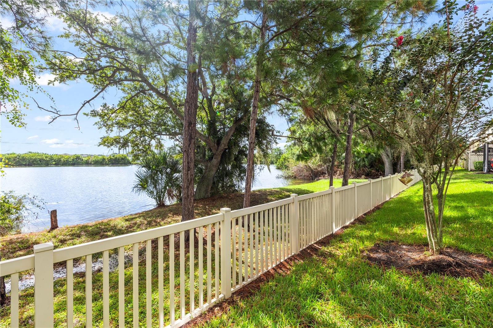 9208 Fox Sparrow Rd Property Photo 47