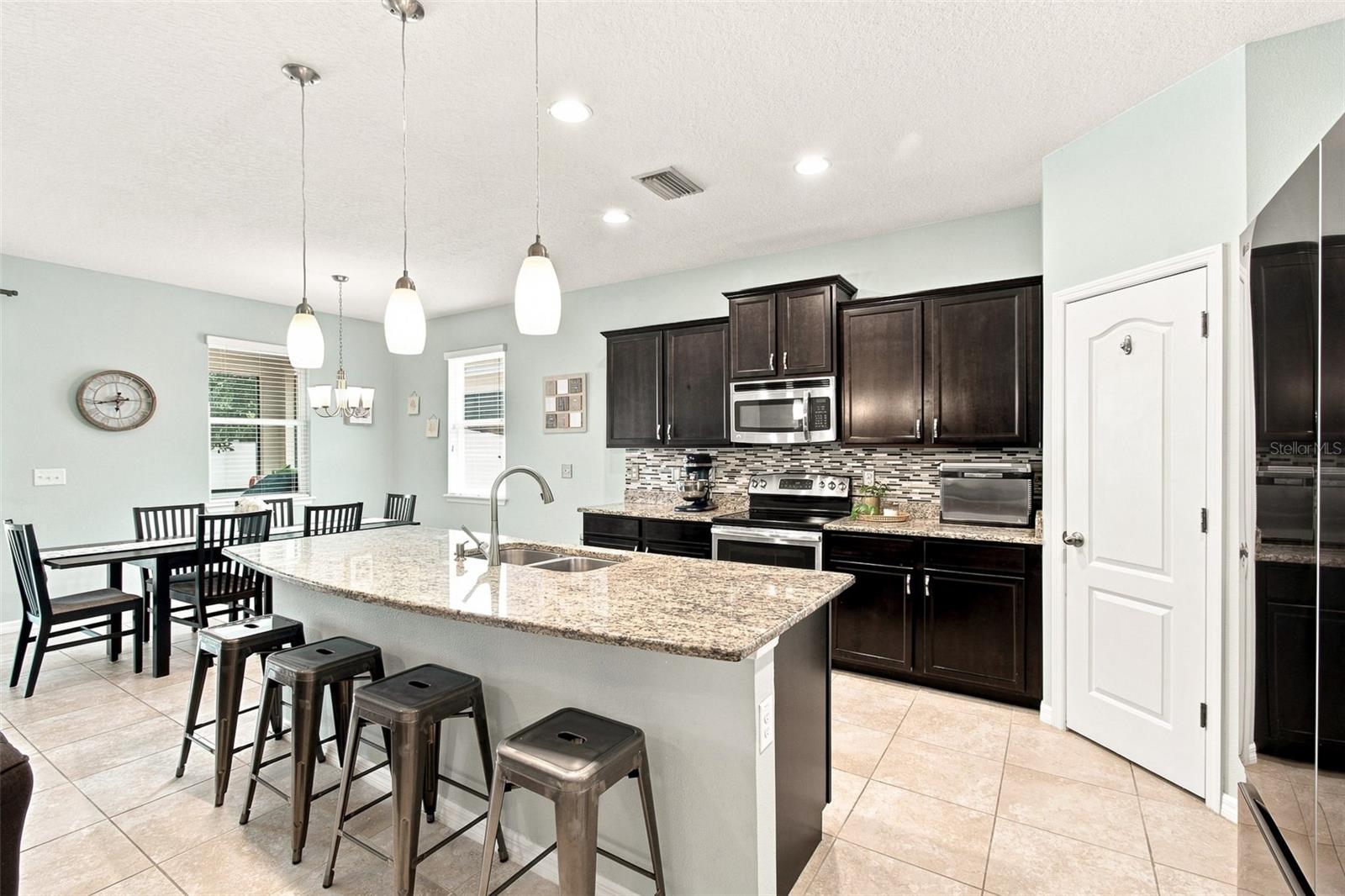 12210 Legacy Bright St Property Photo 9