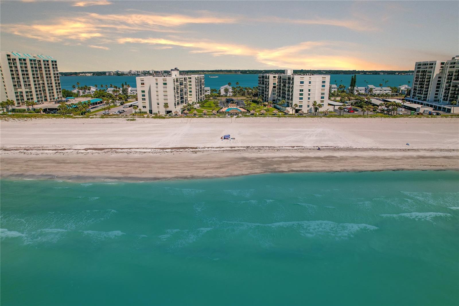 1430 GULF BLVD #407 Property Photo 1