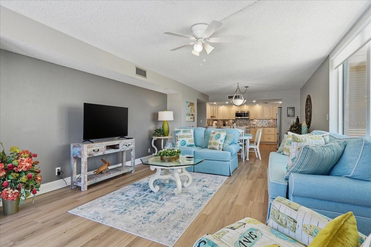 1430 Gulf Blvd #407 Property Photo 6