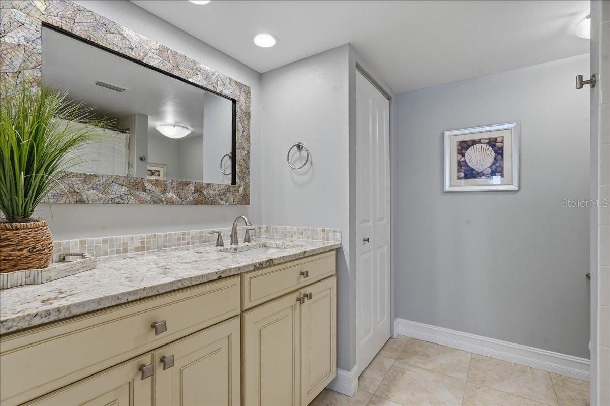 1430 Gulf Blvd #407 Property Photo 28