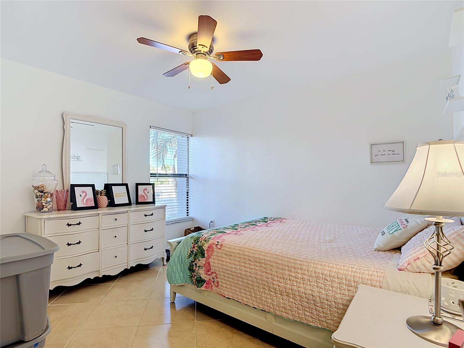 5925 Trailwinds Dr #925 Property Photo 26
