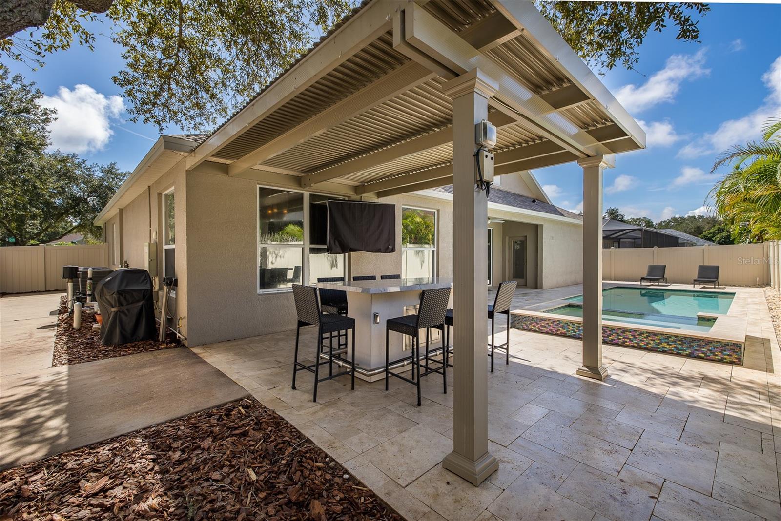 15220 Octavia Ln Property Photo 8