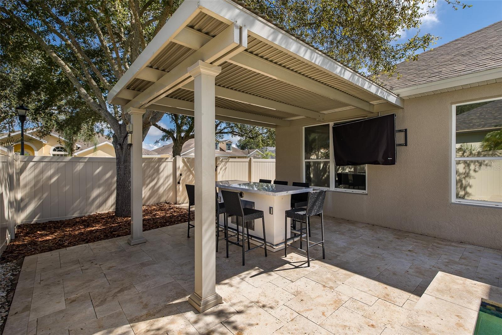 15220 Octavia Ln Property Photo 9