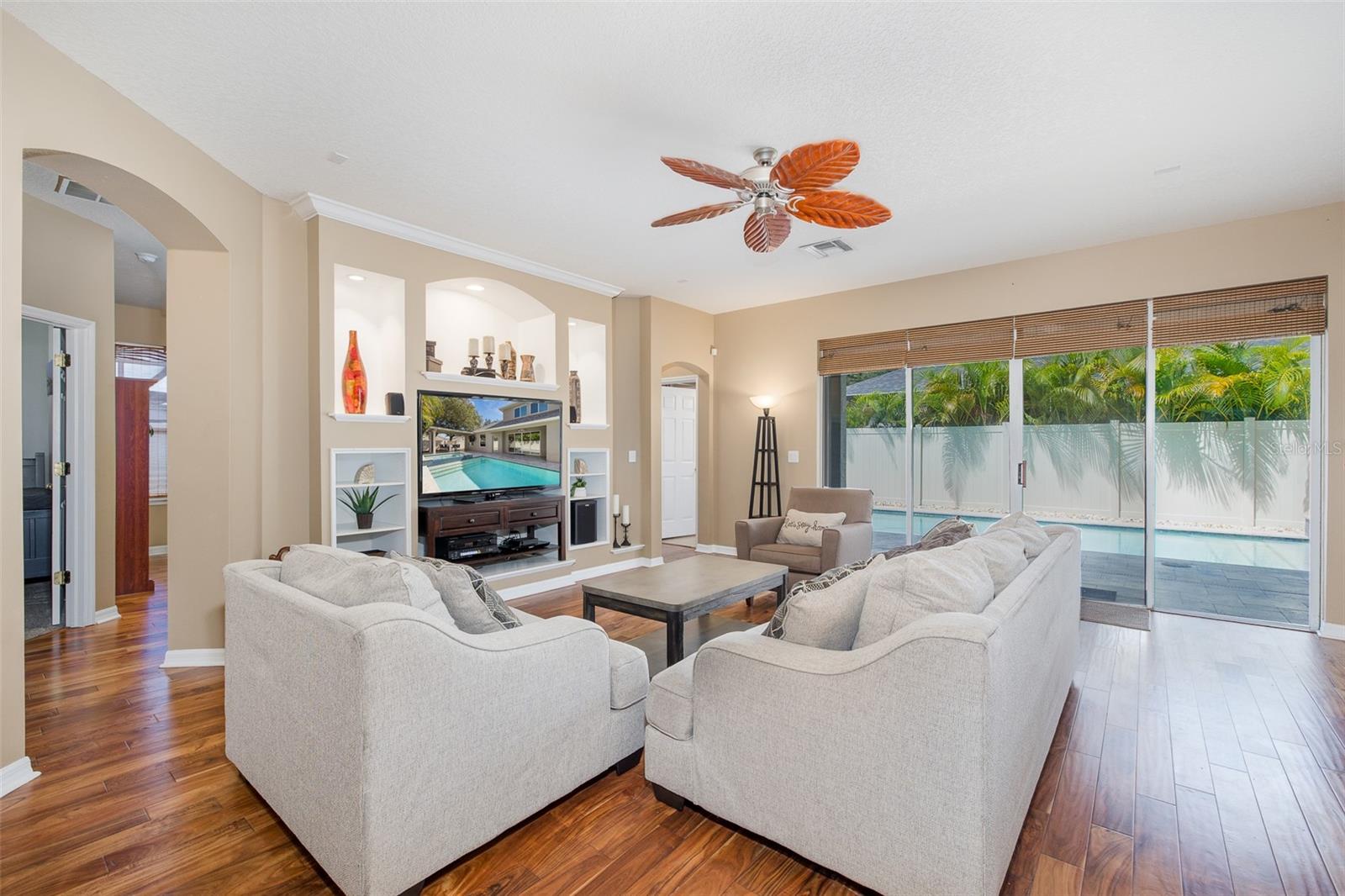 15220 Octavia Ln Property Photo 13