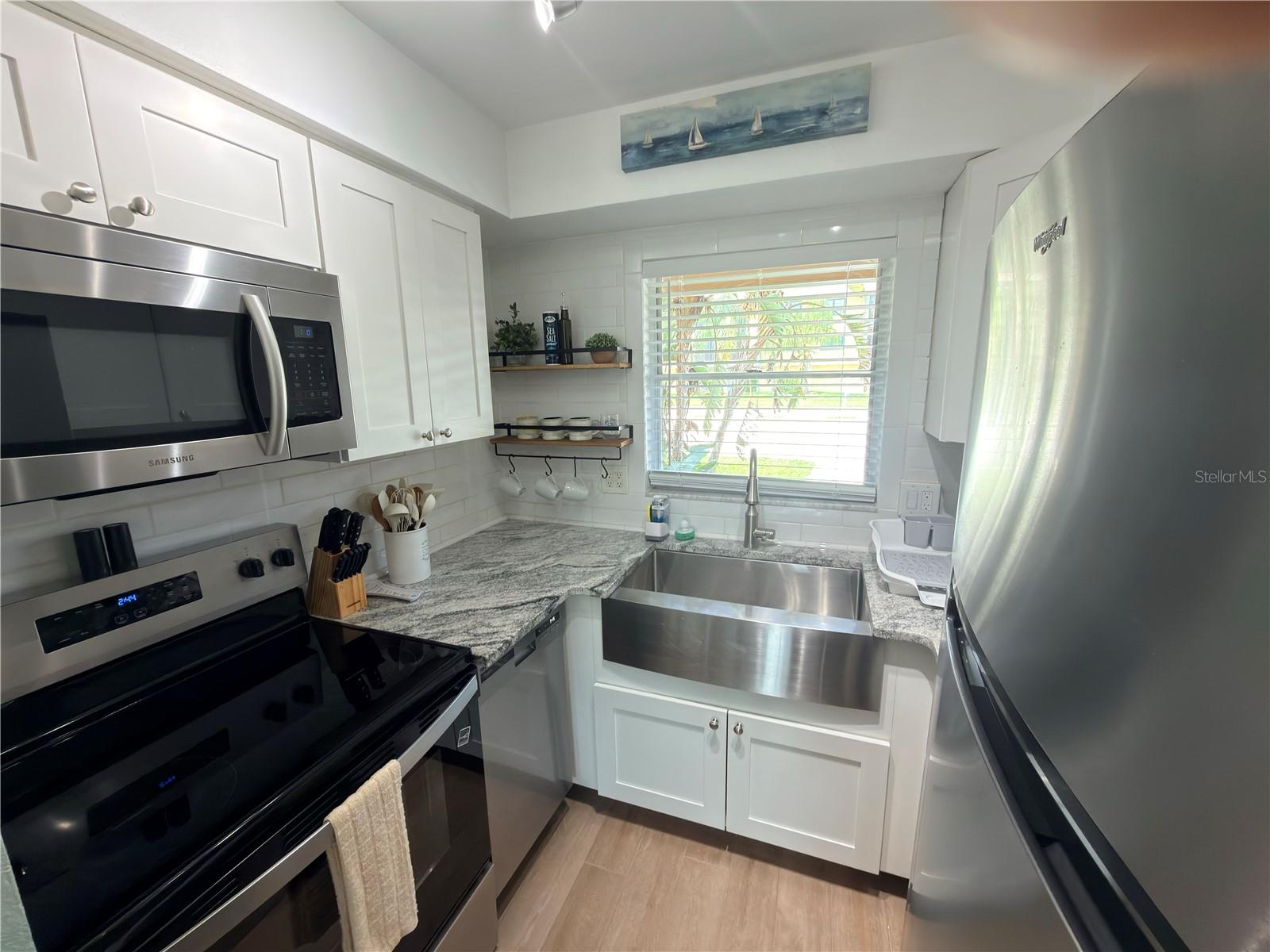439 S Paula Dr #103 Property Photo 5