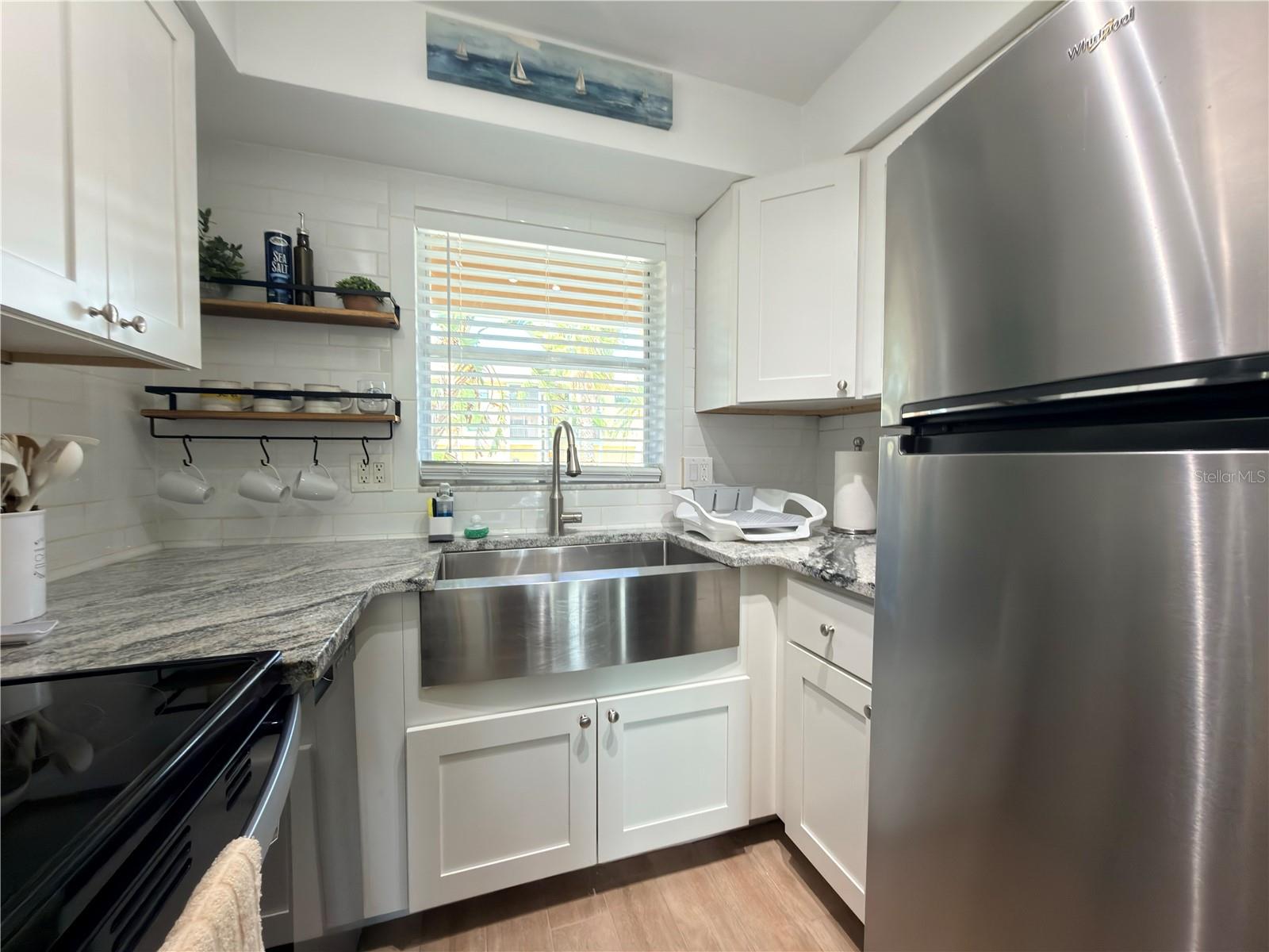 439 S Paula Dr #103 Property Photo 8