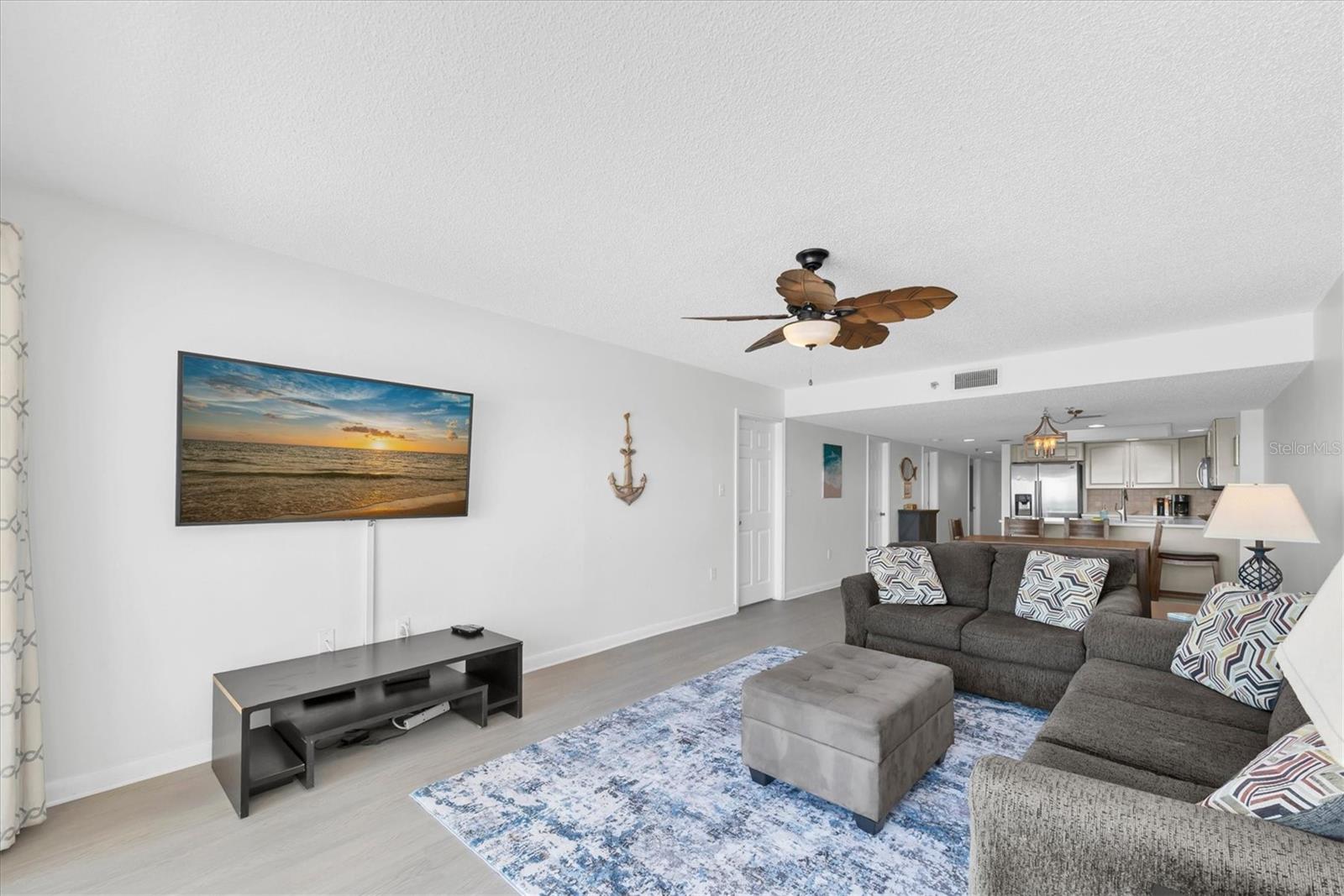 14710 Gulf Blvd #206 Property Photo 10