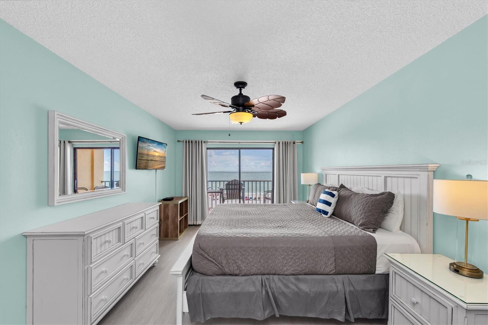 14710 Gulf Blvd #206 Property Photo 20