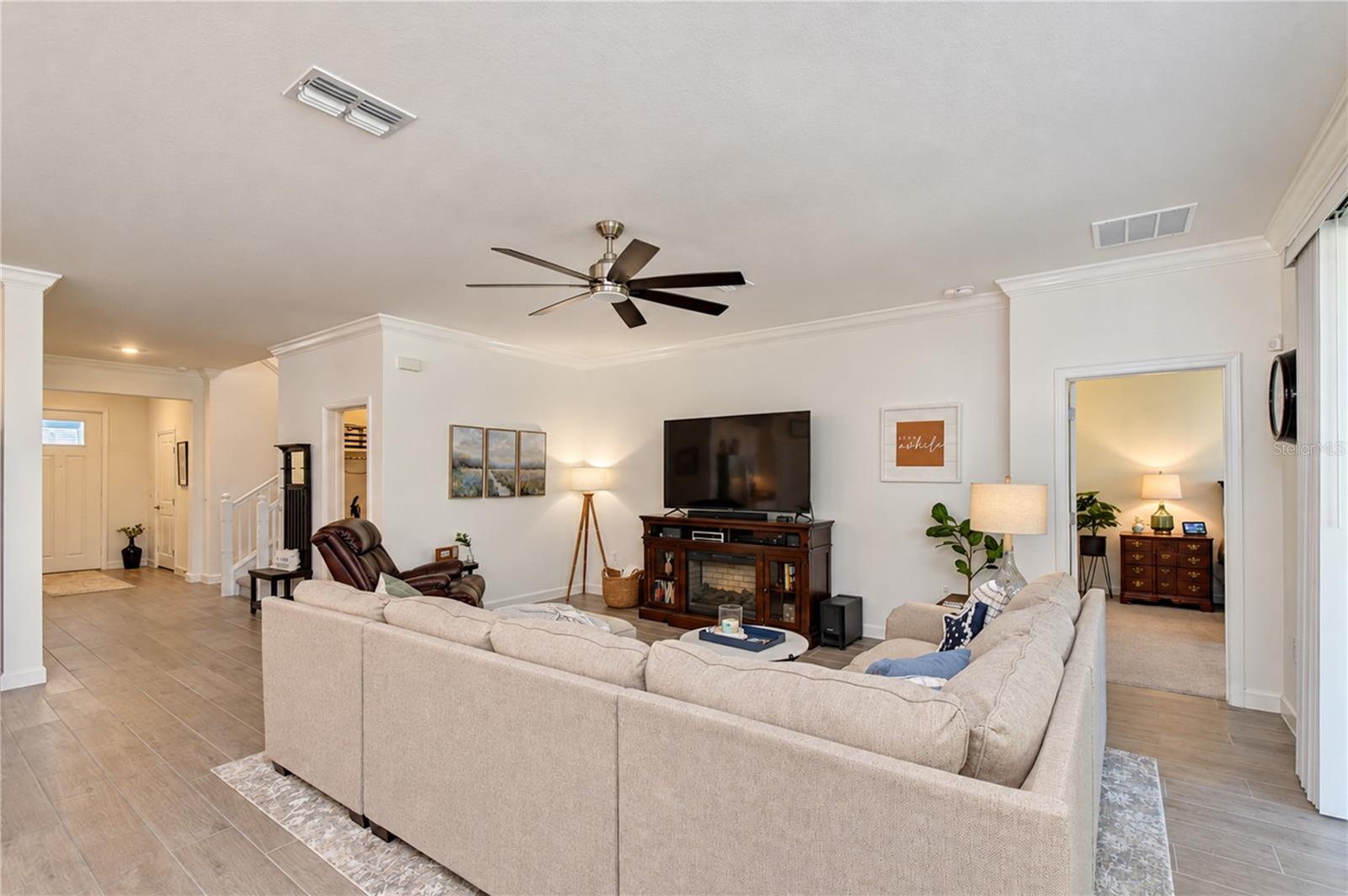 10577 Banyan Breeze Blvd Property Photo 14